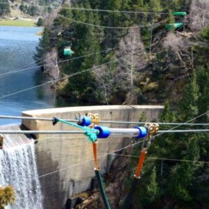 israilli cocuklarin eglence parkina girisini engelledigi iddia edilen yonetici ayrimcilik suclamasiyla gozaltina alindi zkhOIzb2