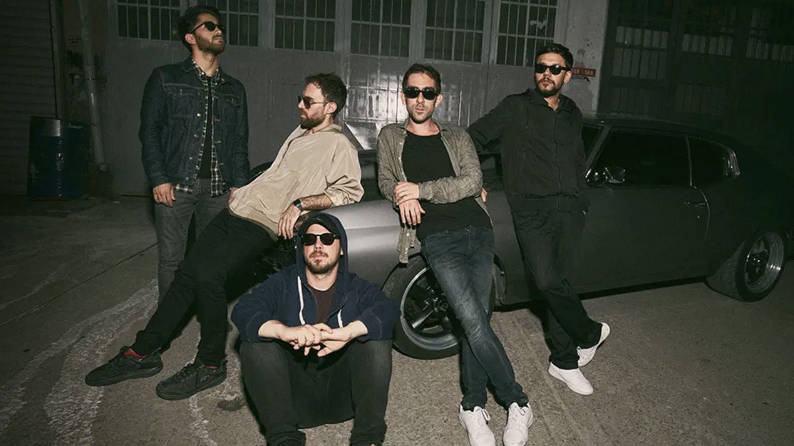 adamlar grubundan faaliyetlerini durdurma karari konserler iptal edildi K1kbpGtn