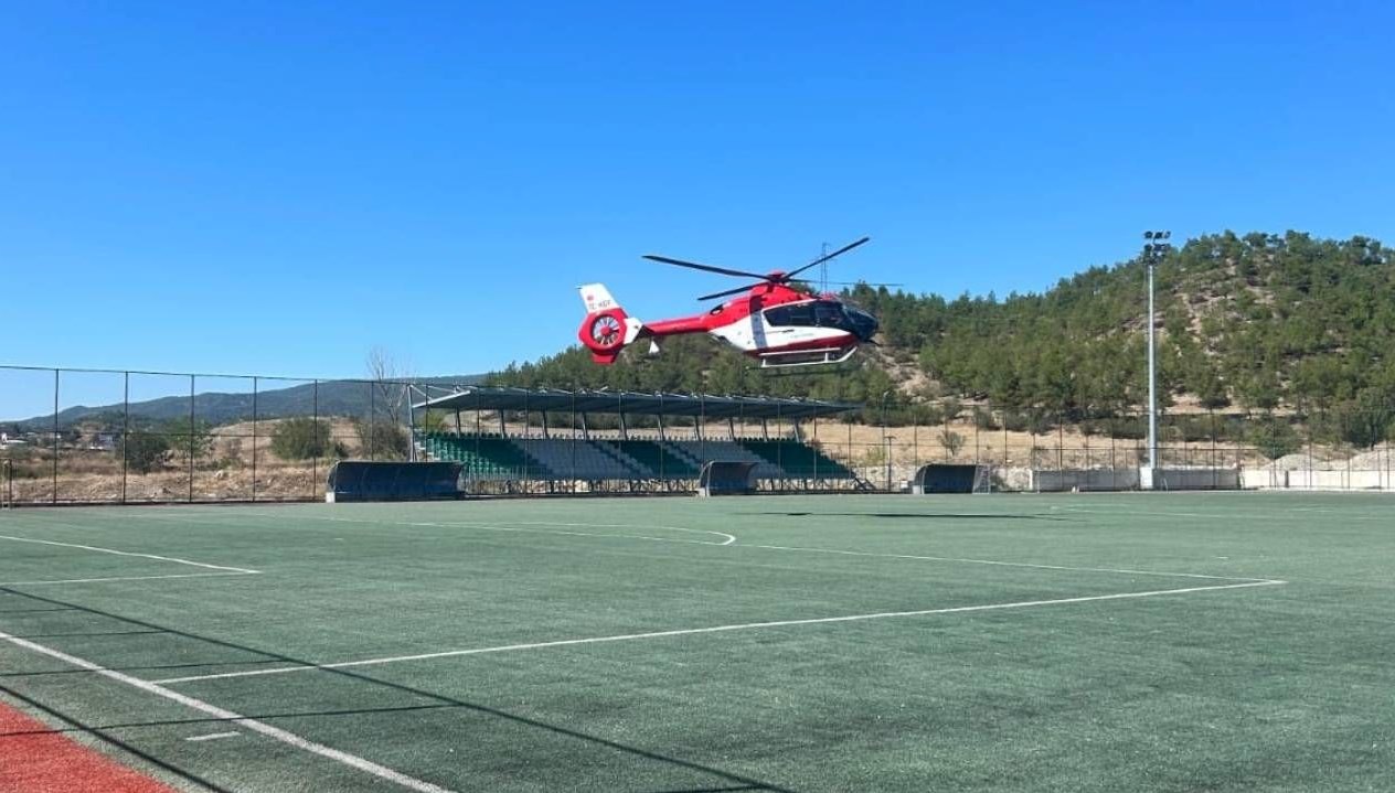 ambulans helikopter yeni dogan bebek icin havalandi zeDeq7Xf