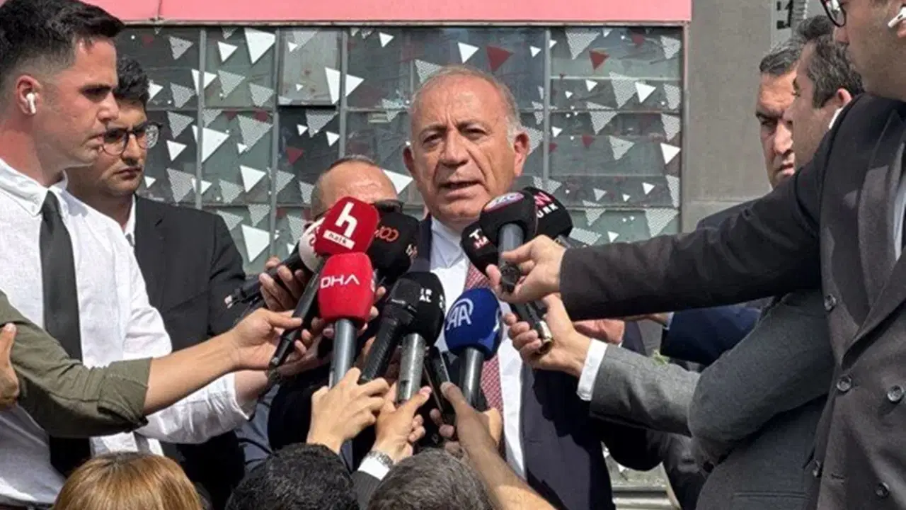gursel tekin chp il baskanliginin araclari trafikten men edilsin diye dilekce verdi talebi reddedildi nf4NHeLU