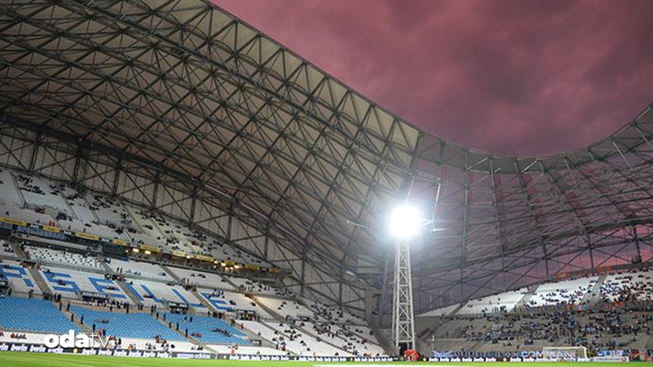 marsilya psg maci ertelendi p7GjfgAn