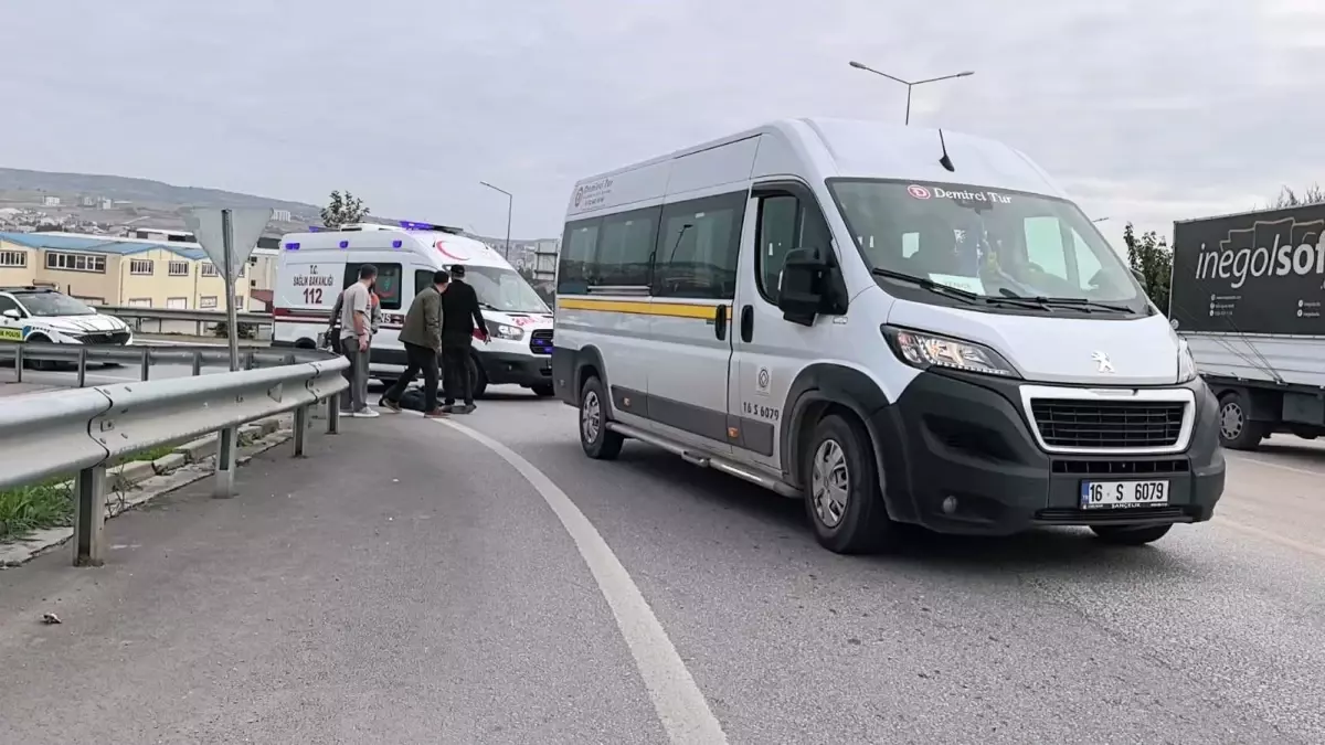 bursada minibus yaya carpti yasli adam agir yarali K1UaQxGS.jpg