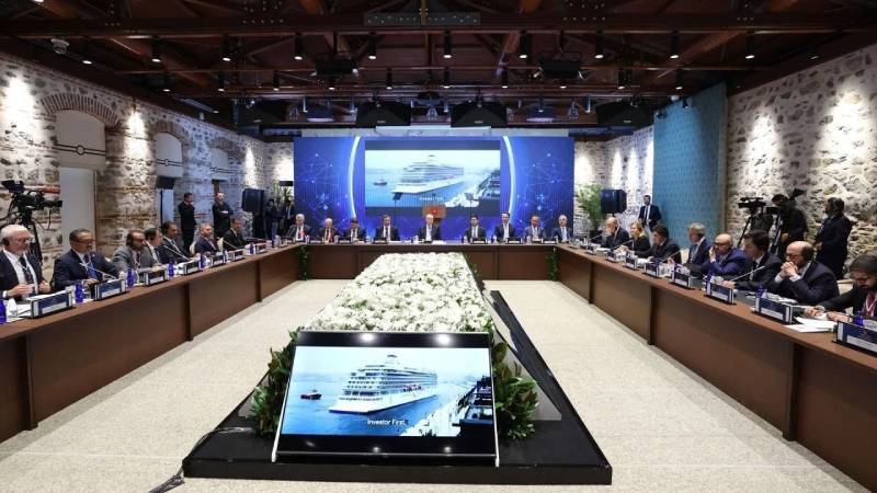 yatirim danisma komitesi istanbulda toplaniyor bakan simsek sunum gerceklestirecek bEE46NHJ