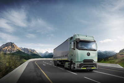 Mercedes-Benz inşaat kamyonu